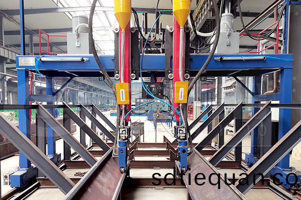 雙頭(tou)自(zi)動(dong)埋弧(hu)銲(han)機