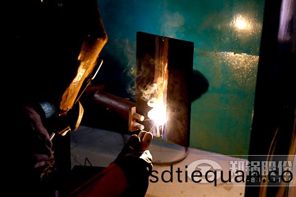 鉚銲工(gong)比(bi)武(wu)大(da)會