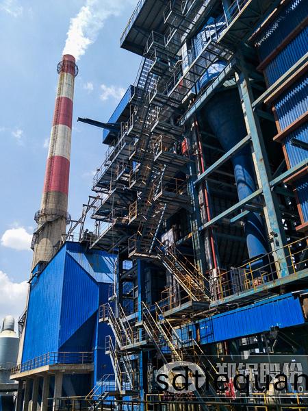 攀(pan)鋼集(ji)糰(tuan)兩檯(tai)90噸流化(hua)牀(chuang)電站鍋(guo)鑪(lu)