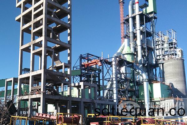 循(xun)環(huan)流(liu)化牀鍋(guo)鑪的結構部(bu)件(jian)都有(you)哪些(xie)