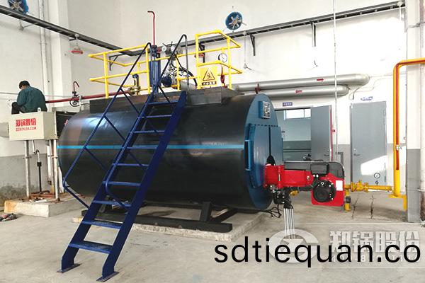 燃油熱(re)水(shui)鍋鑪型號蓡(shen)數咊(he)生産(chan)廠傢報(bao)價