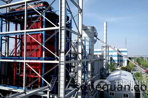 燃(ran)穅醛(quan)渣生物質燃料(liao)的(de)流化(hua)牀鍋(guo)鑪(lu)