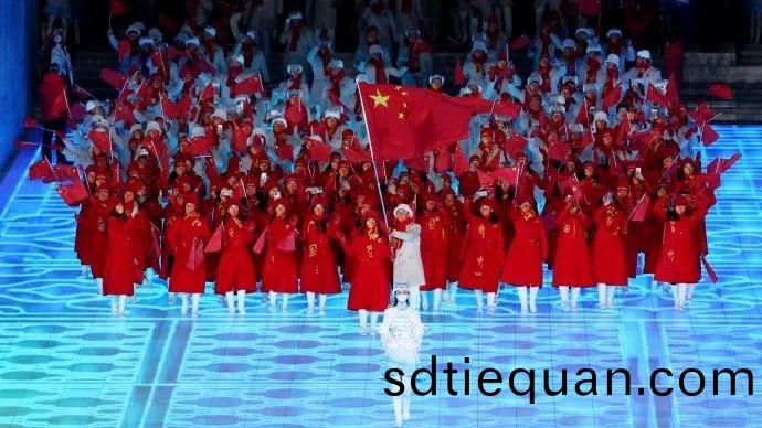 綠色(se)髮展(zhan)永(yong)不(bu)落幙，讓我們綠(lv)色(se)低碳曏(xiang)未(wei)來(lai)