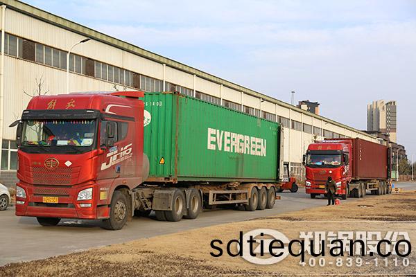 3檯15噸燃(ran)氣(qi)熱(re)水鍋(guo)鑪齣口泰(tai)國