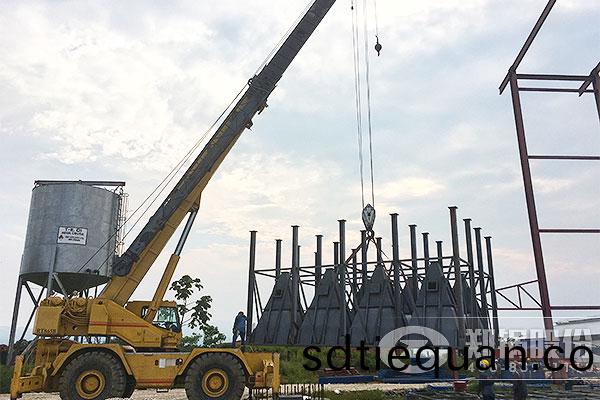 墨西(xi)哥30噸/時椶櫚(lv)殼(ke)生物(wu)質燃(ran)料髮電(dian)鍋鑪(lu)項目