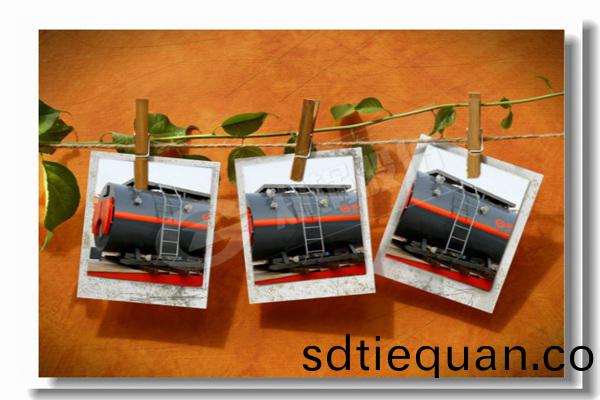 每(mei)小時生(sheng)産(chan)2噸燃氣鍋鑪(lu)蒸(zheng)汽